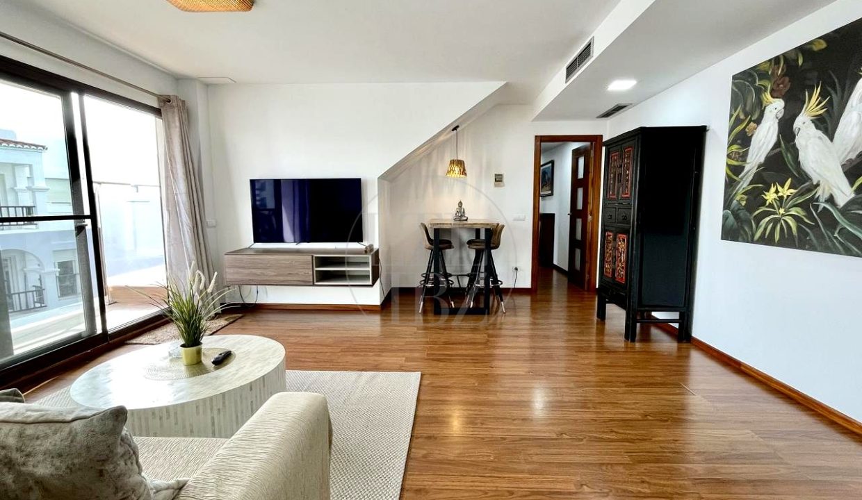 3263530b-0004111782.jpg